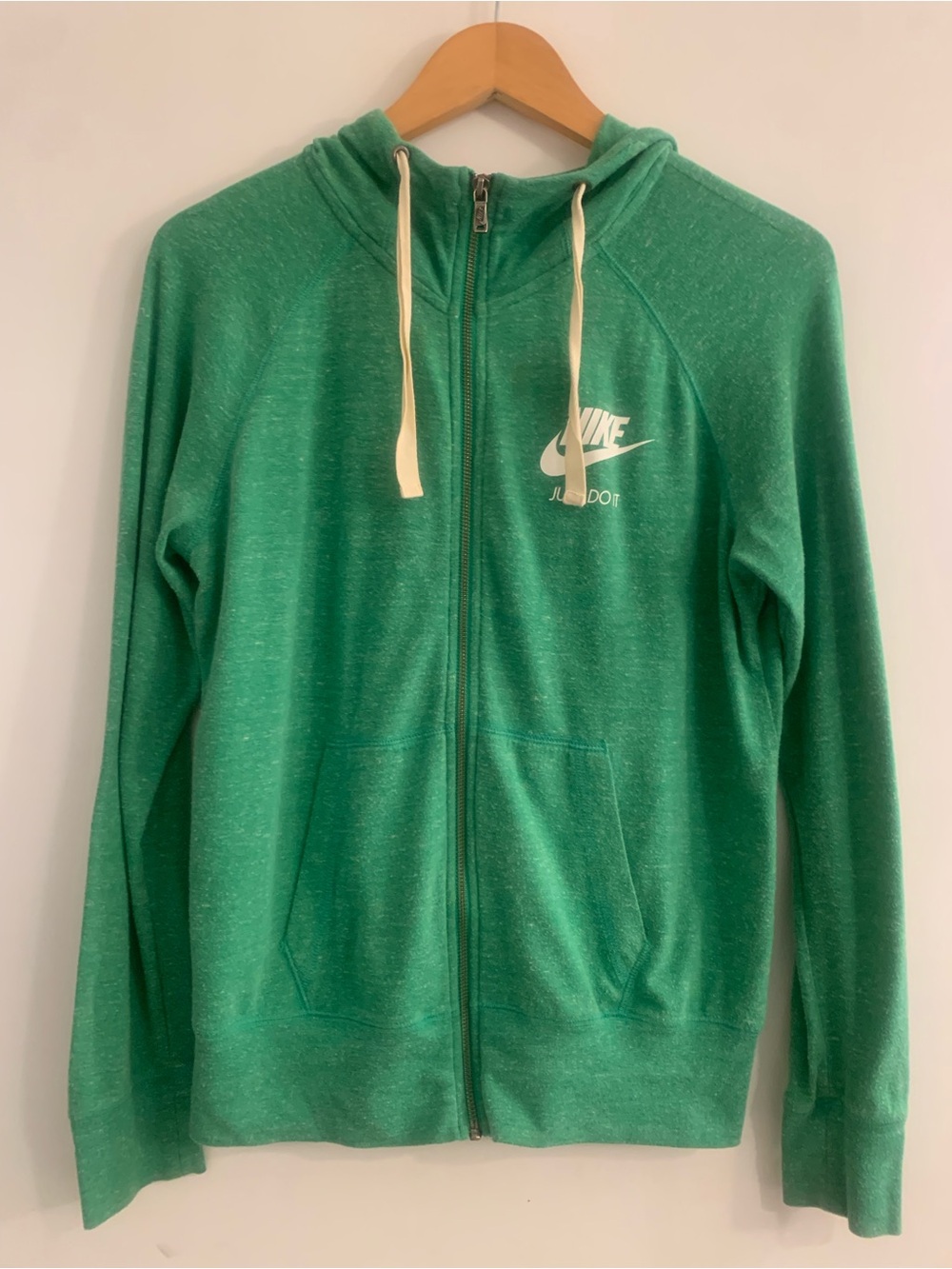 Ultra Soft Nike Green Full-Zip Hoodie | Women’s Size Medium